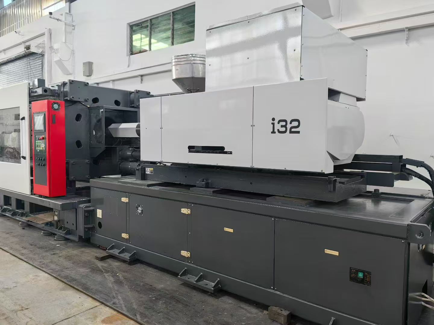 Niigata 650T used machine photo 4