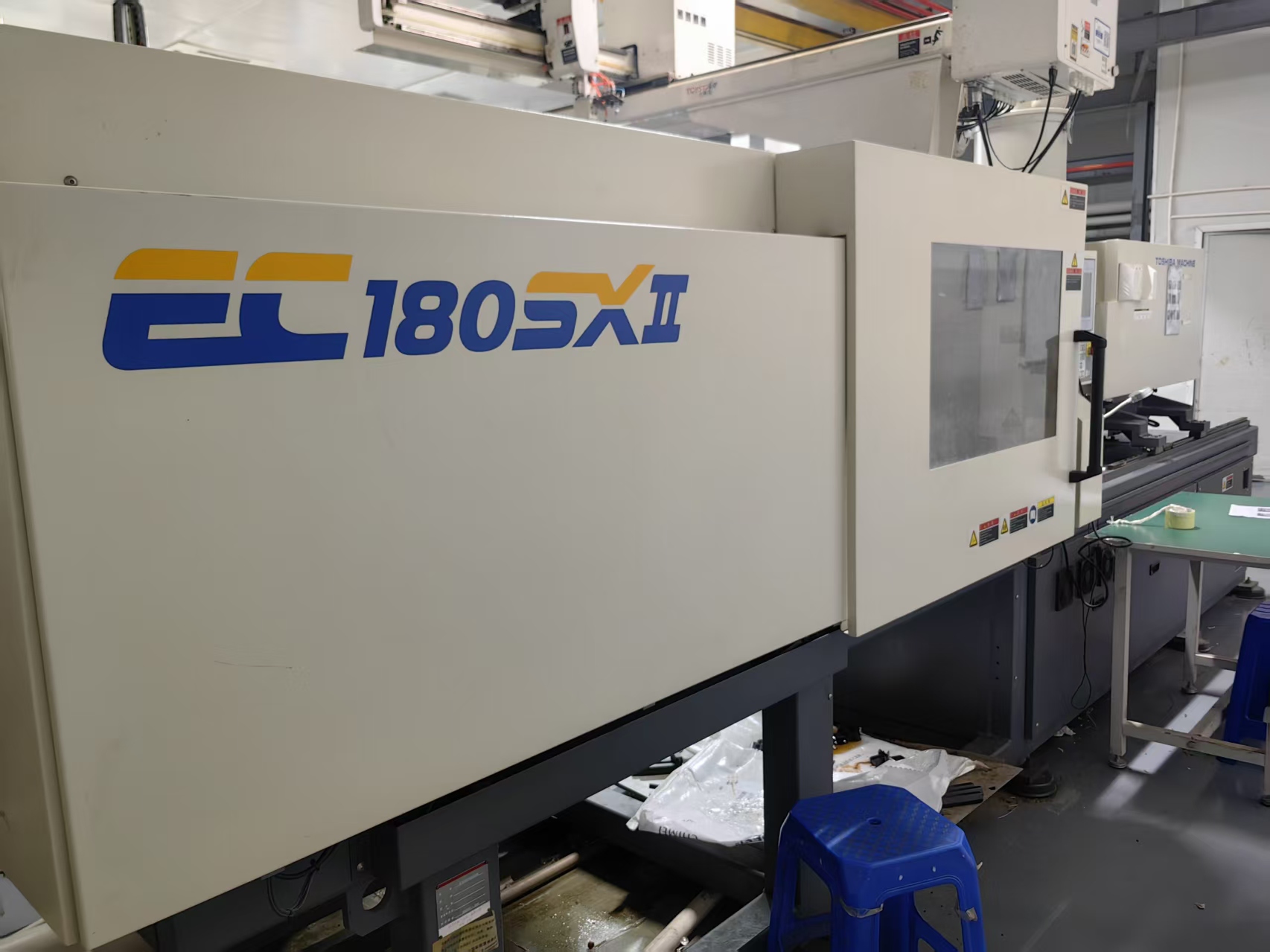 Used Toshiba 180T Plastic Injection Molding Machine