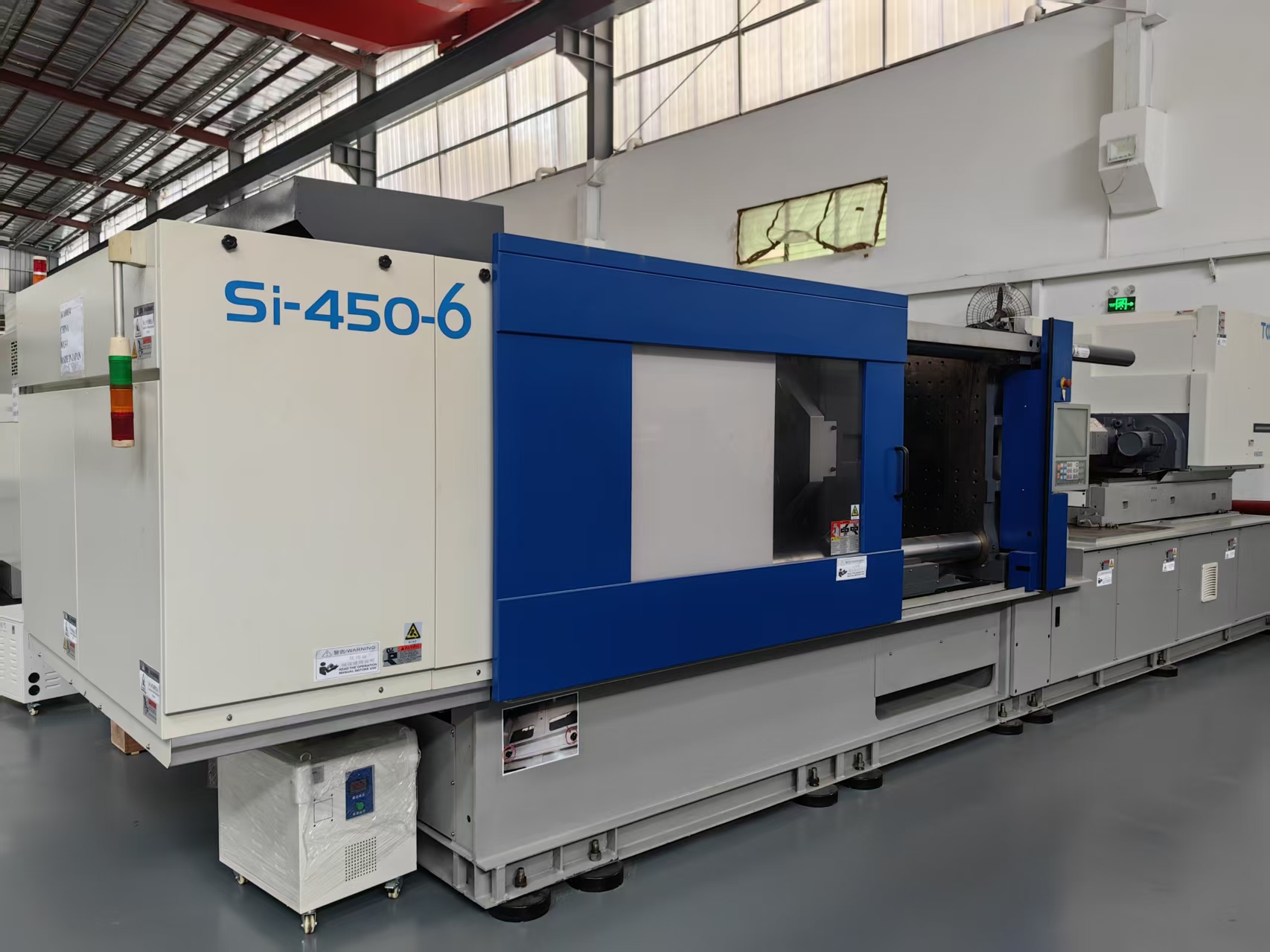 Used Toyo 450T Plastic Injection Molding Machine